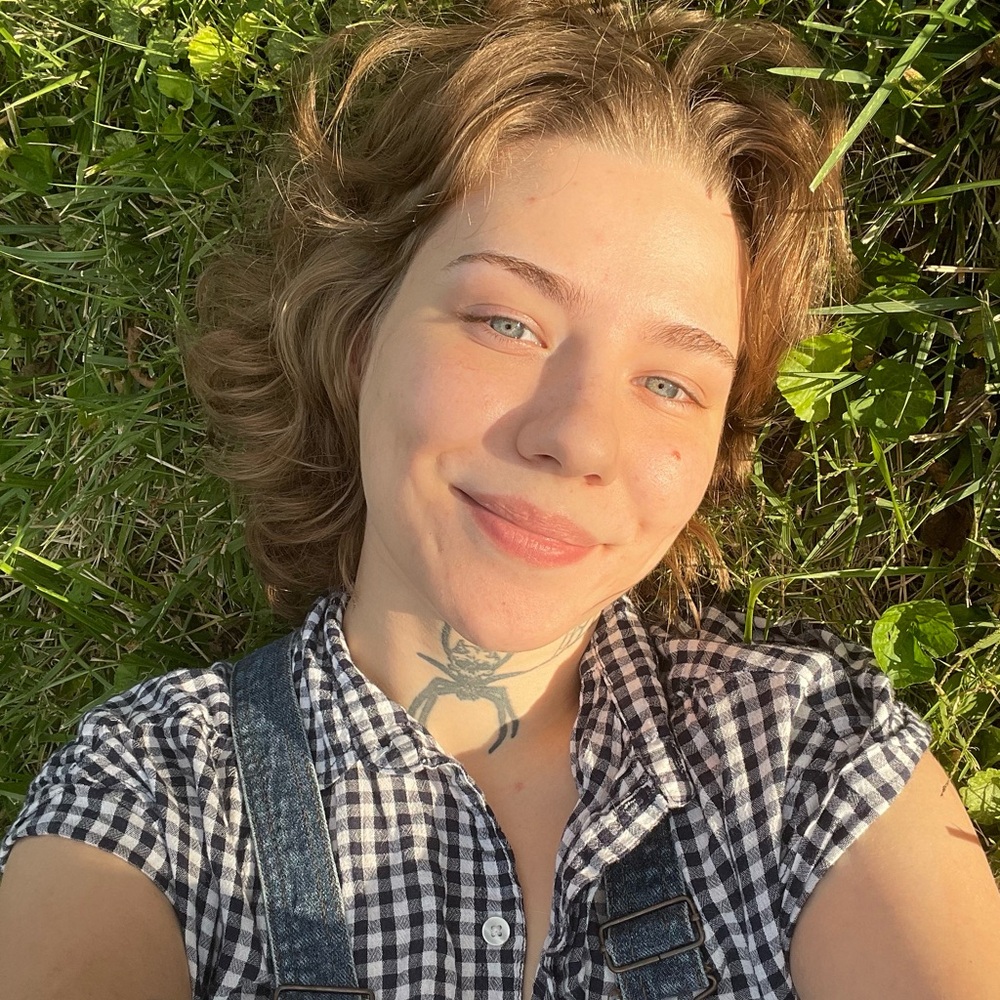 Meet your Posher, Amelia